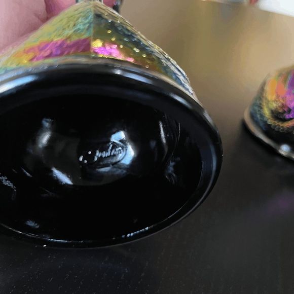 Vintage Fenton Glass No. 5172 Swan Candlesticks in Amethyst Carnival - Picture 2 of 6